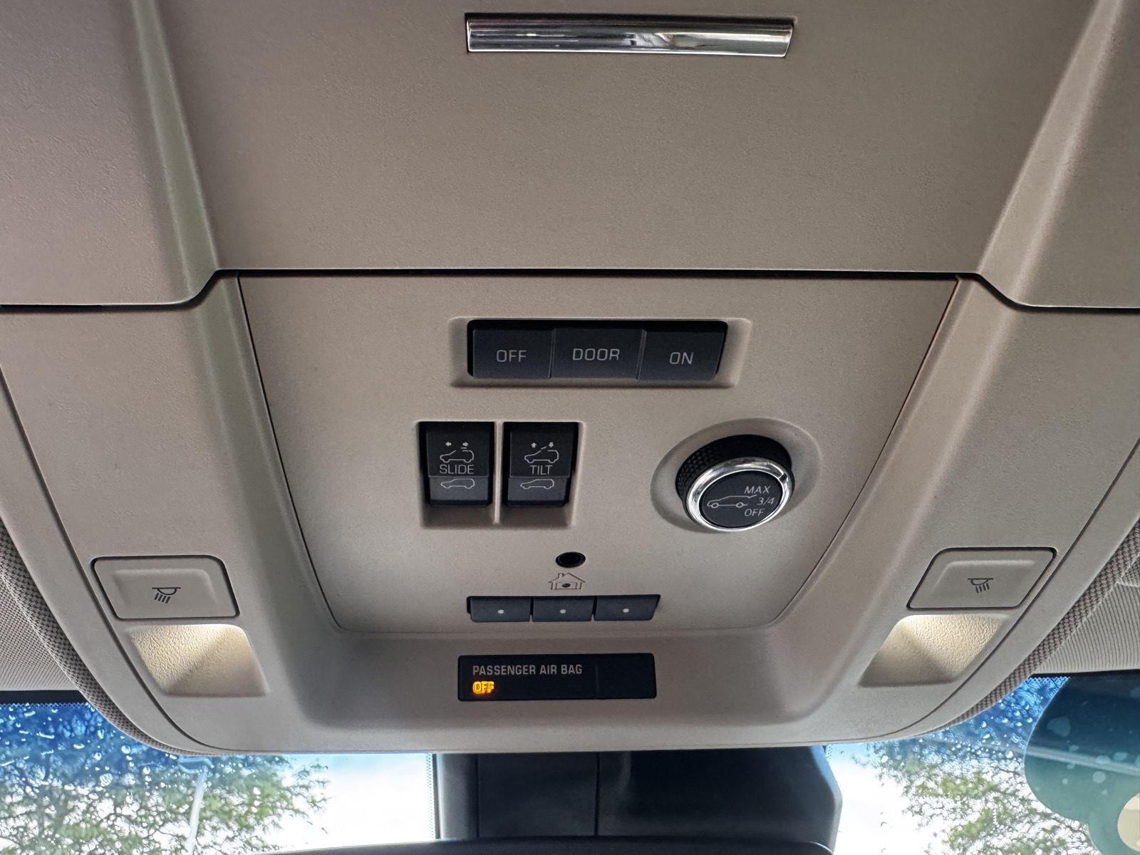 2020 Chevrolet Suburban Premier - Photo 34
