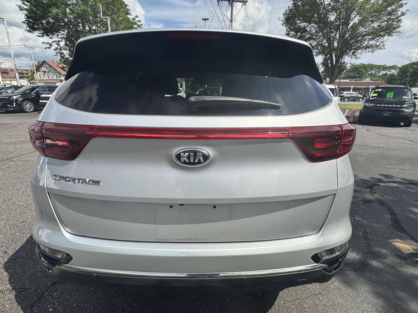 2020 Kia Sportage LX - Photo 6