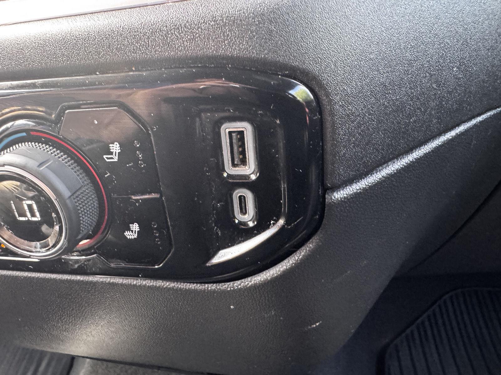 2023 Chevrolet Silverado 1500 LT - Photo 32