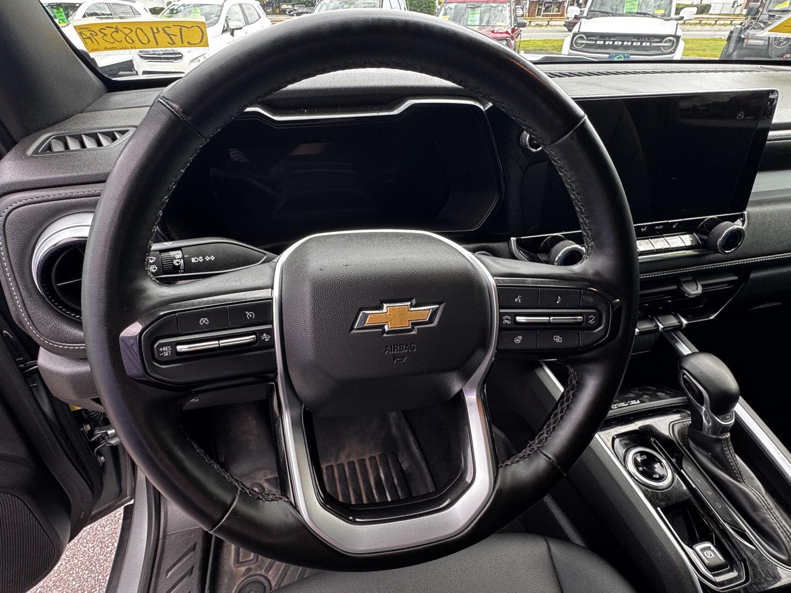 2024 Chevrolet Colorado LT - Photo 24