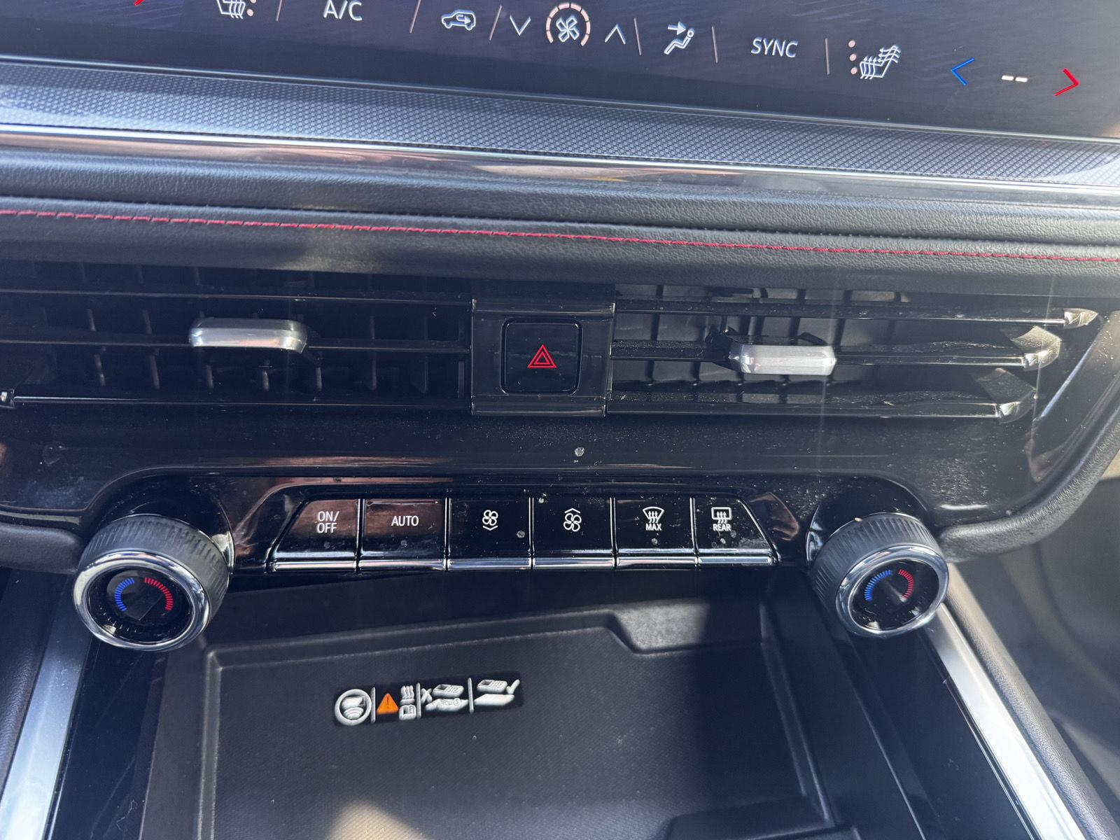 2025 Chevrolet Suburban RST - Photo 29