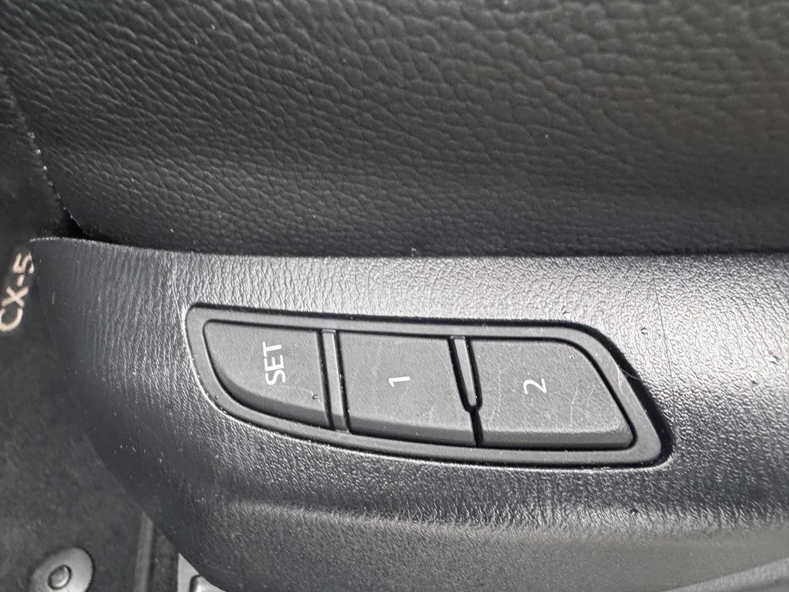 2025 Mazda CX-5 S Carbon Edition - Photo 16
