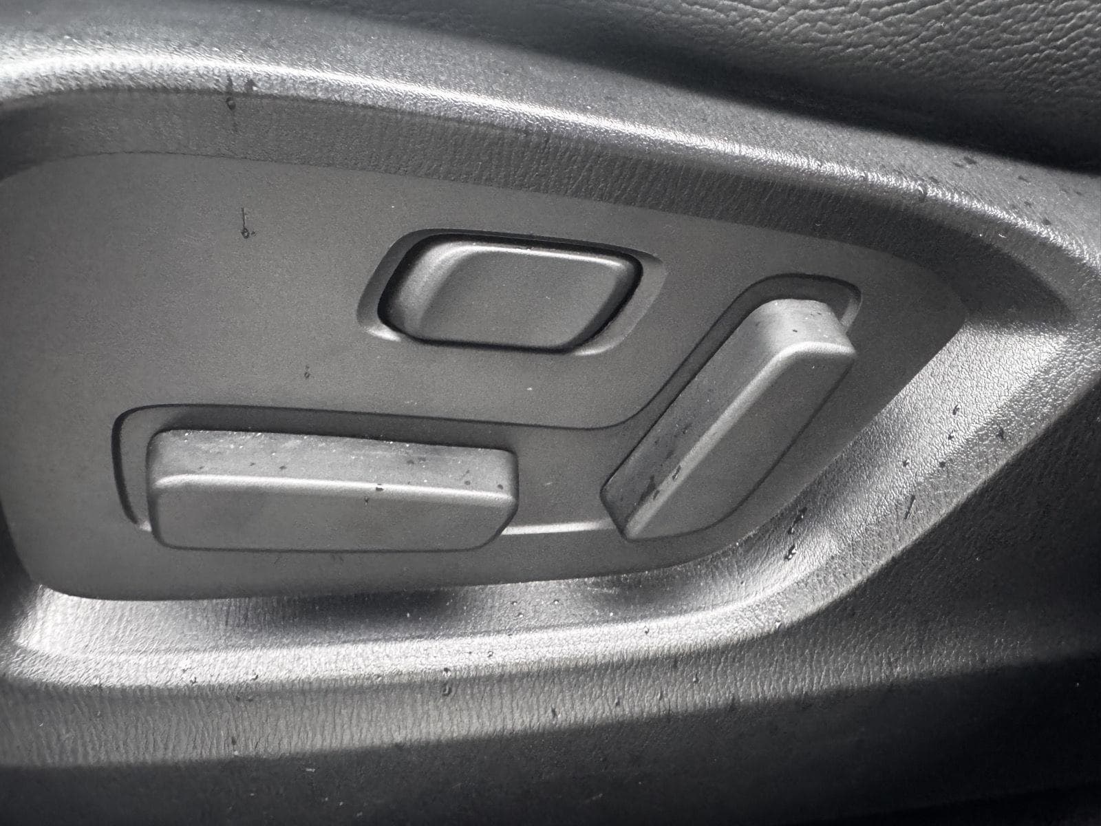 2025 Mazda CX-5 S Carbon Edition - Photo 17