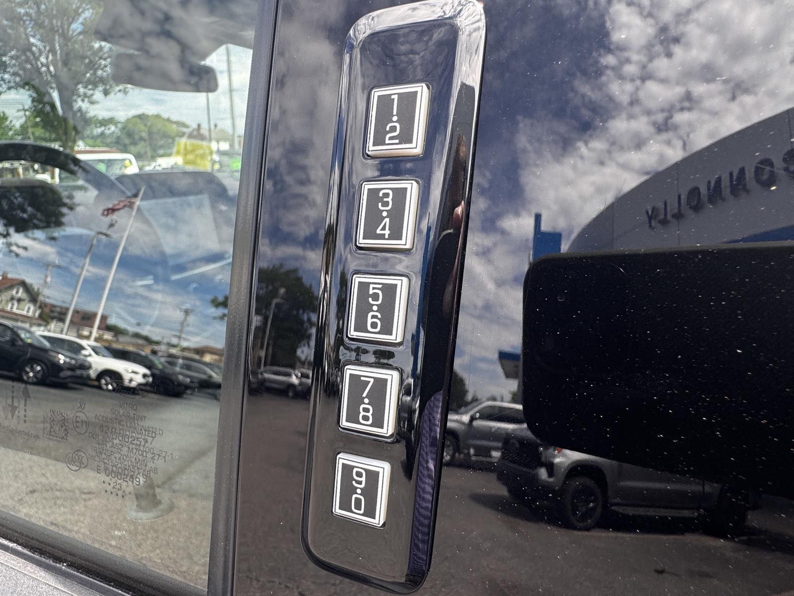 2023 Ford F-150 Lariat - Photo 19