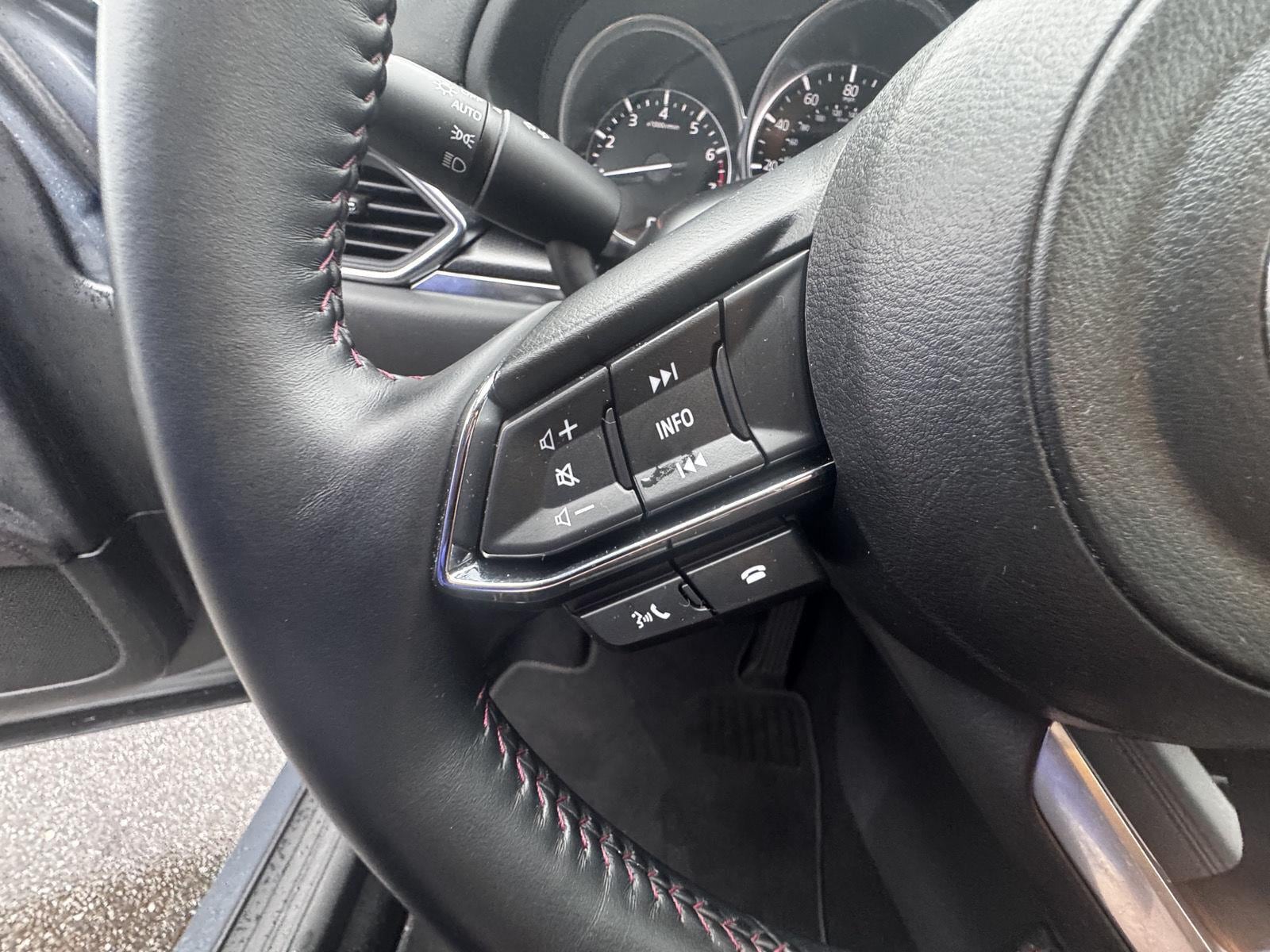 2025 Mazda CX-5 S Carbon Edition - Photo 20