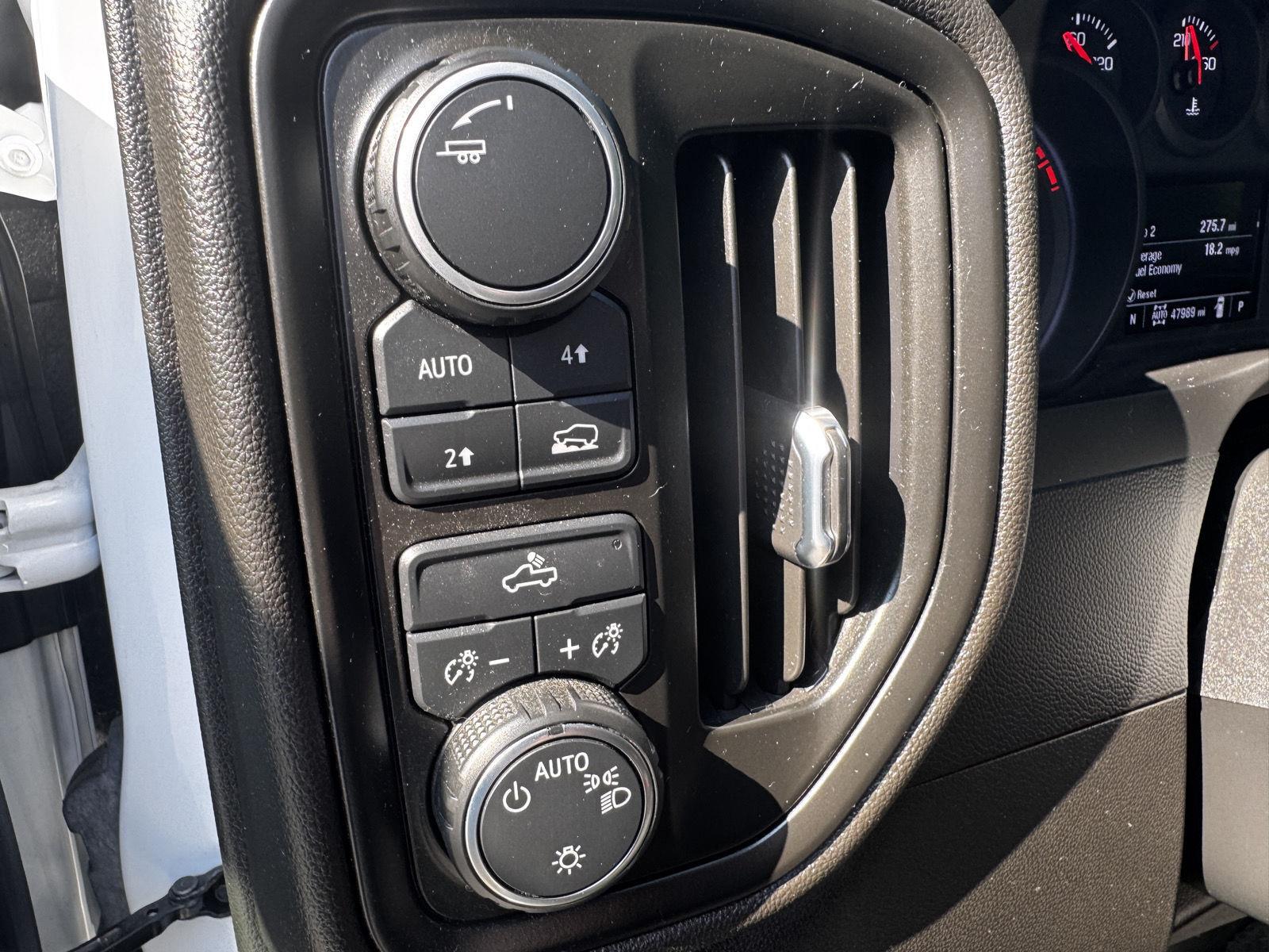 2022 Chevrolet Silverado 1500 Custom - Photo 18