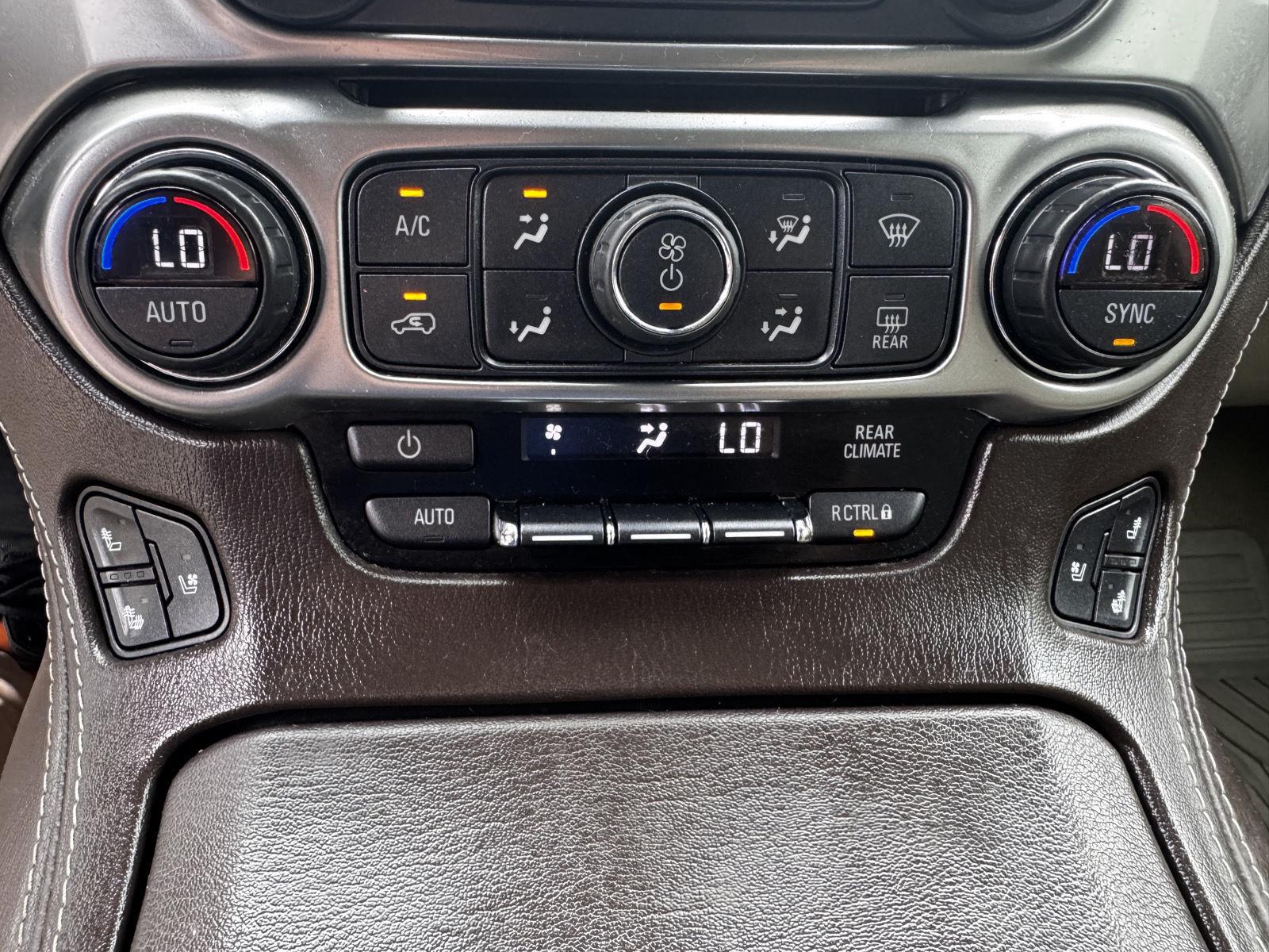 2020 Chevrolet Suburban Premier - Photo 31