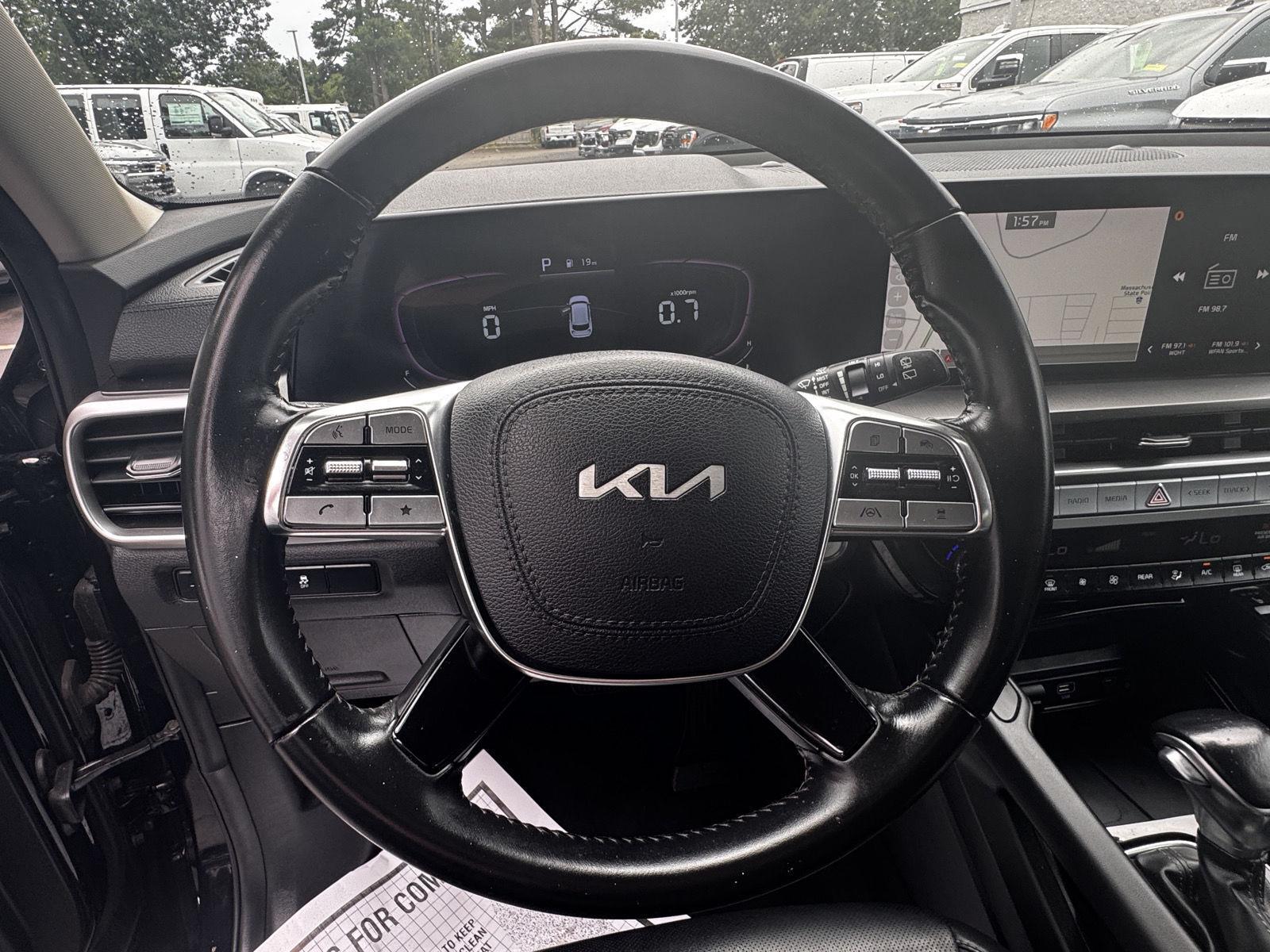 2023 Kia Telluride S - Photo 16
