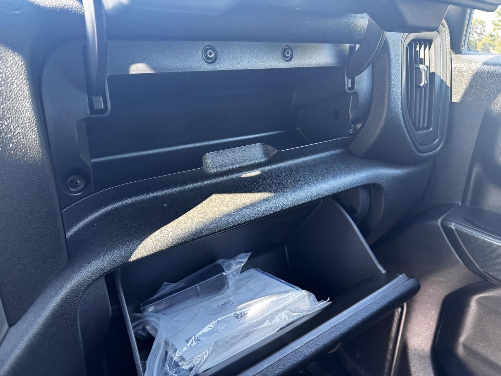 2022 Chevrolet Silverado 1500 Custom - Photo 27