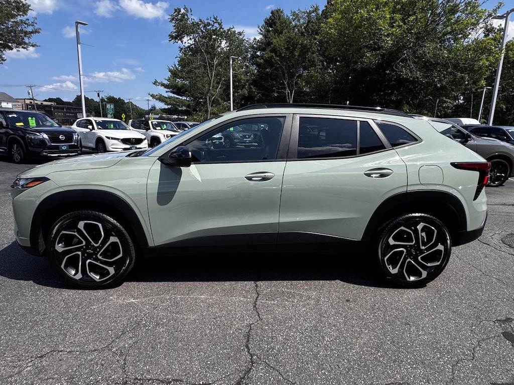 Used 2024 Chevrolet Trax 2RS SUV