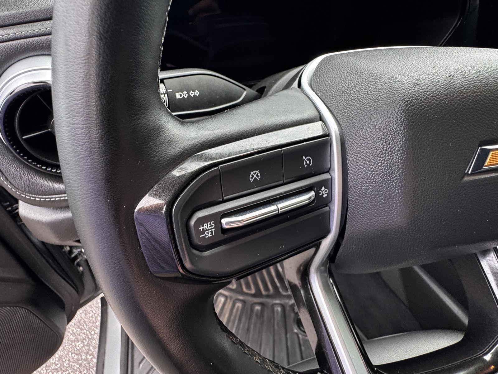 2024 Chevrolet Colorado LT - Photo 25