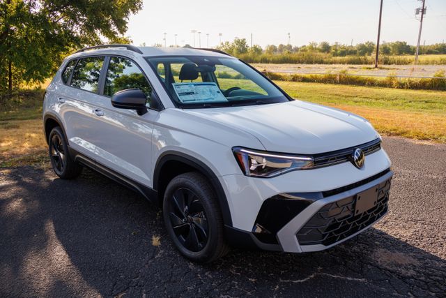 2027 Volkswagen Taos 1.5T S SUV