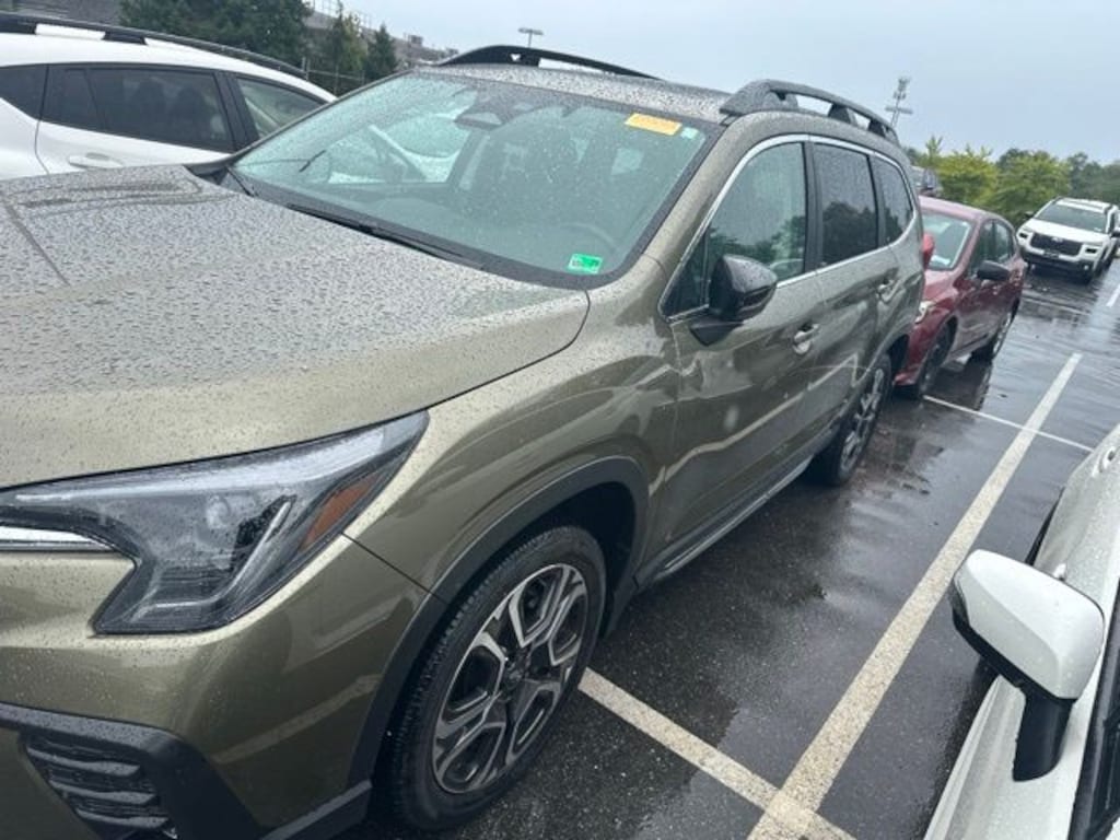 Used 2025 Subaru Ascent Limited 7-Passenger SUV