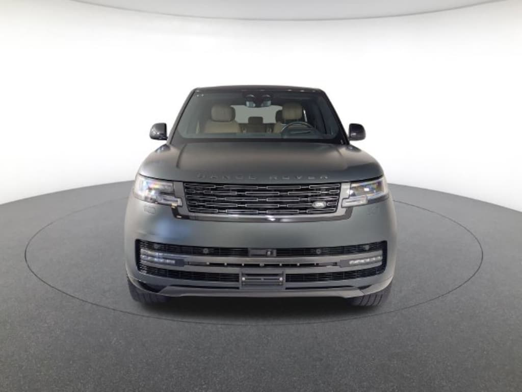 Used 2025 Land Rover Range Rover P550e SE SUV