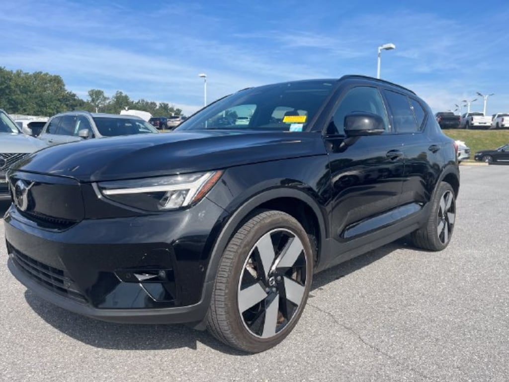 Certified 2023 Volvo XC40 Recharge Pure Electric Ultimate SUV