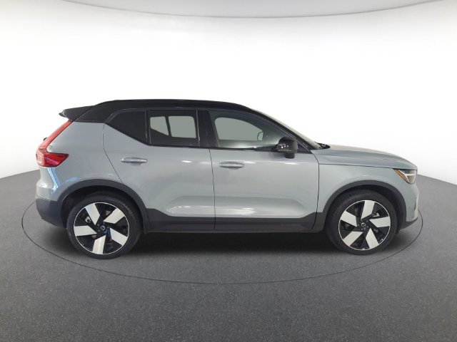 Used 2024 Volvo XC40 Recharge Pure Electric Twin Plus SUV