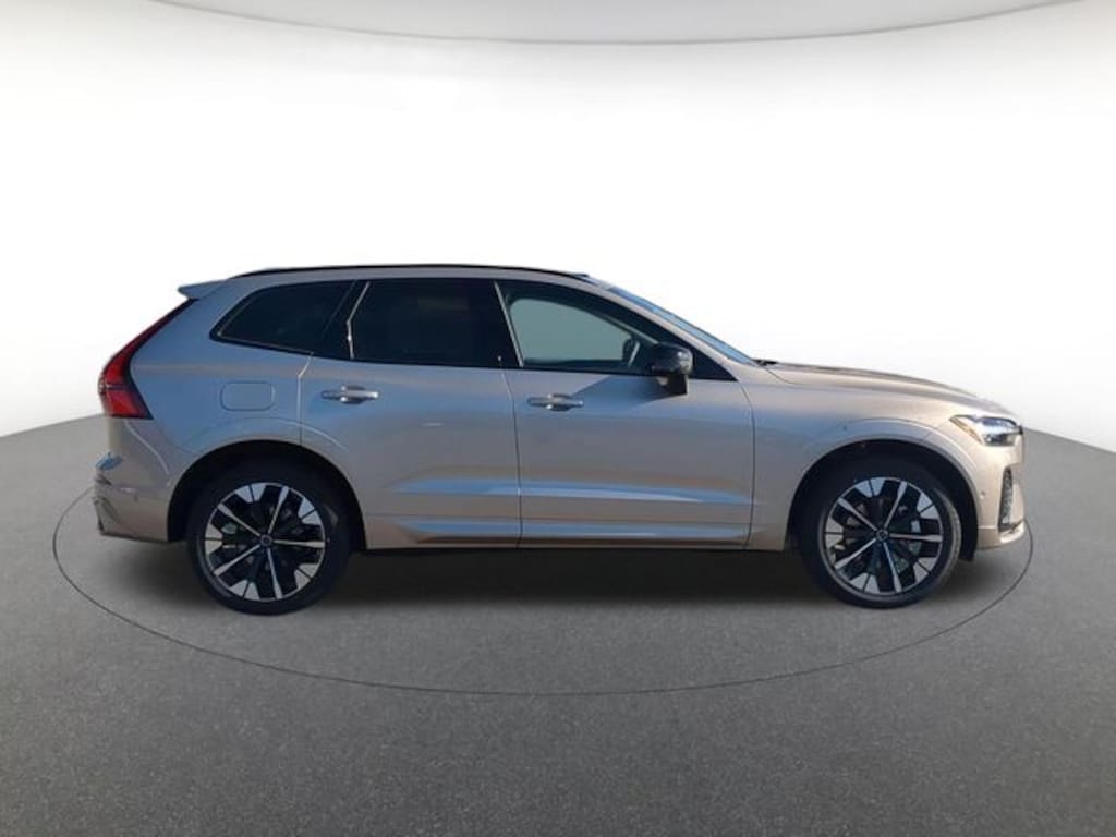 New 2026 Volvo XC60 B5 Ultra SUV