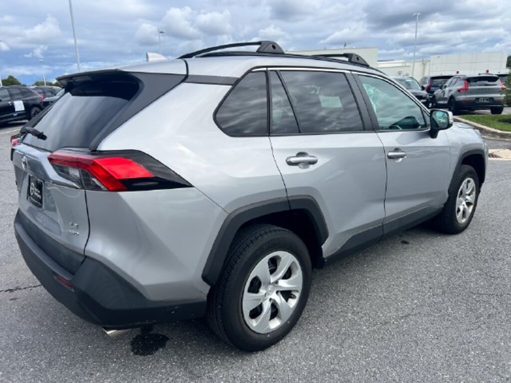 Used 2019 Toyota RAV4 LE SUV