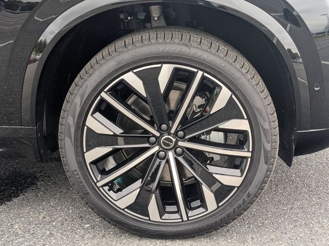 2026 Volvo XC90 Ultra - Photo 16