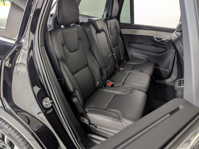 2026 Volvo XC90 Ultra - Photo 18