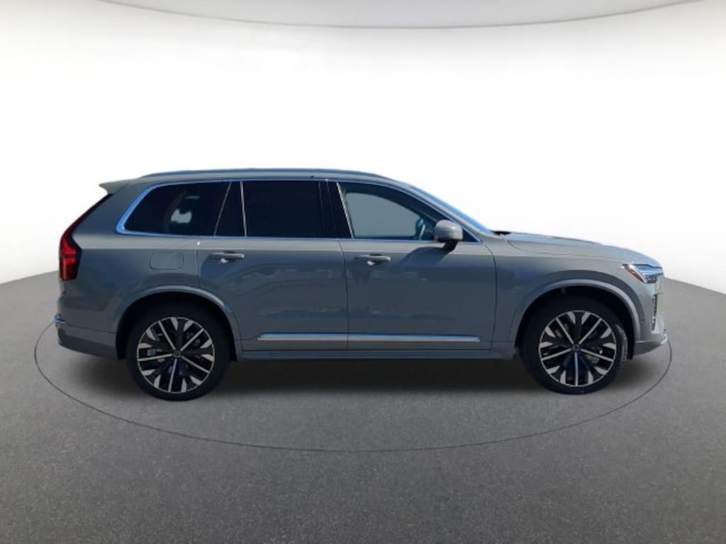 New 2027 Volvo XC90 plug-in hybrid T8 Plus 7-Seater SUV