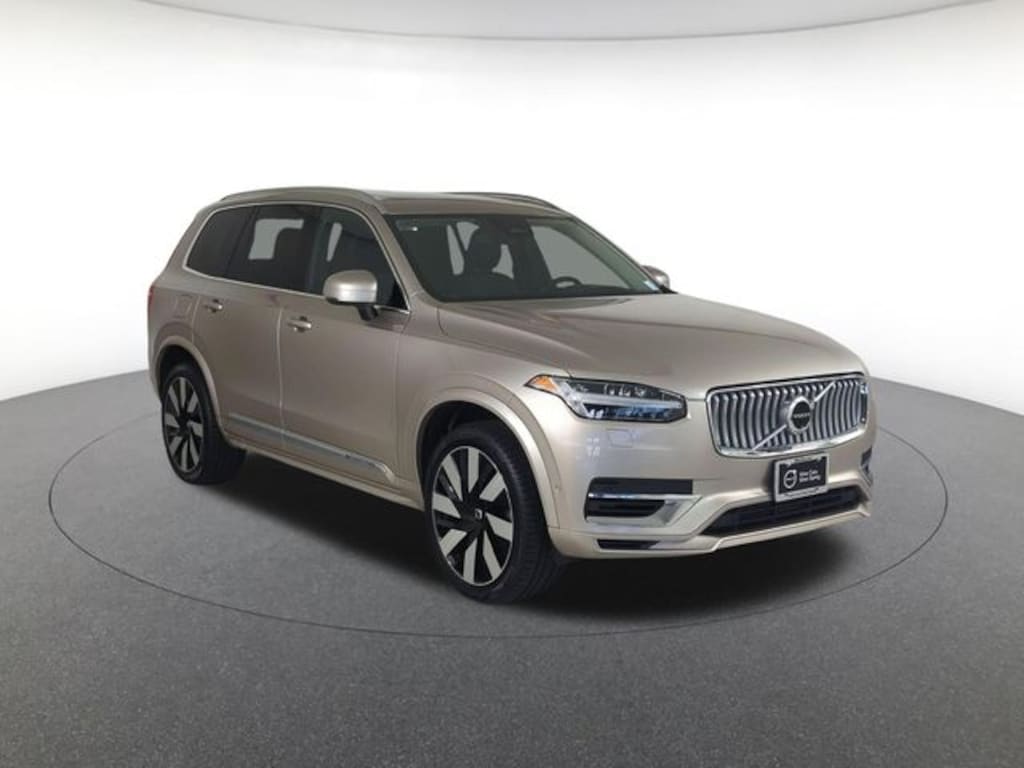 Certified 2024 Volvo XC90 Recharge Plug-In Hybrid Ultimate SUV