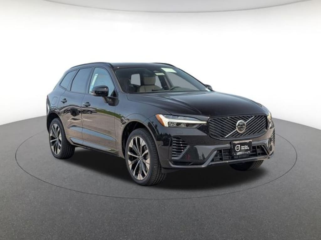 New 2026 Volvo XC60 plug-in hybrid T8 Plus SUV