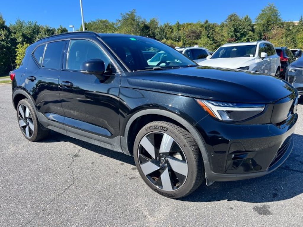 Certified 2023 Volvo XC40 Recharge Pure Electric Plus SUV