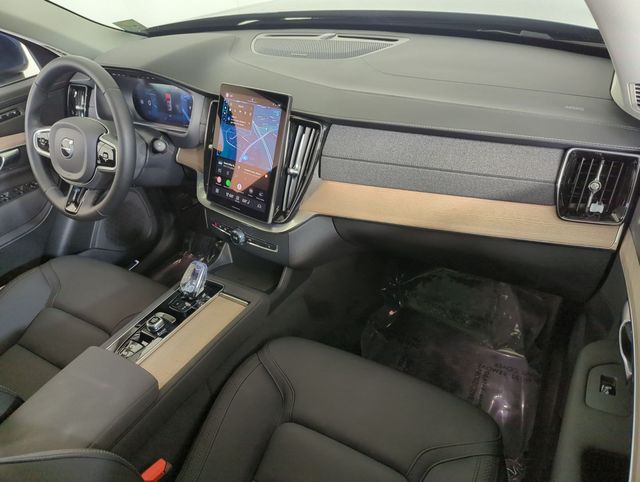 2026 Volvo XC90 Plus - Photo 20