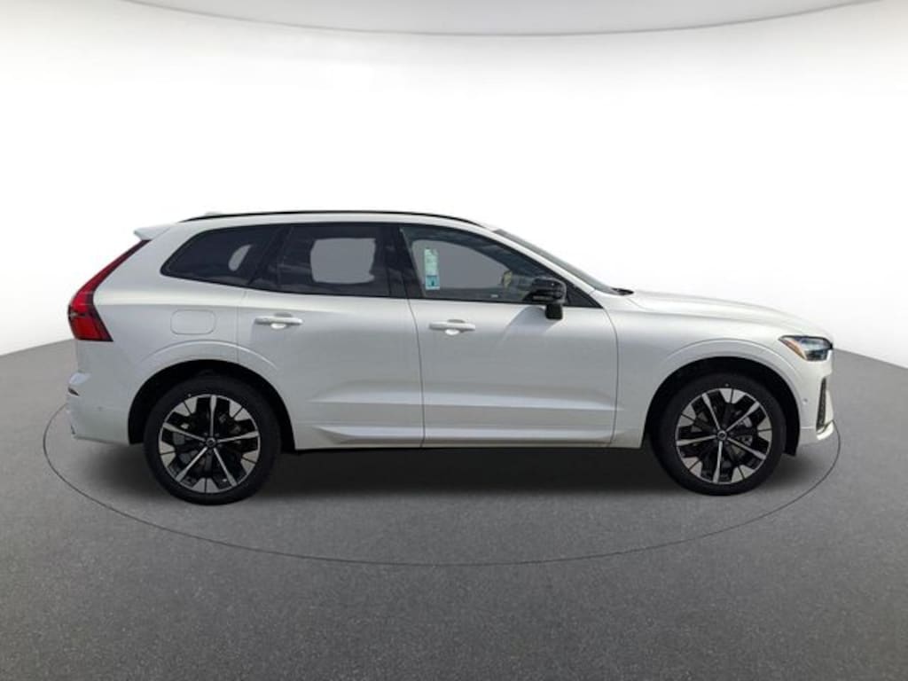 New 2026 Volvo XC60 B5 Plus SUV