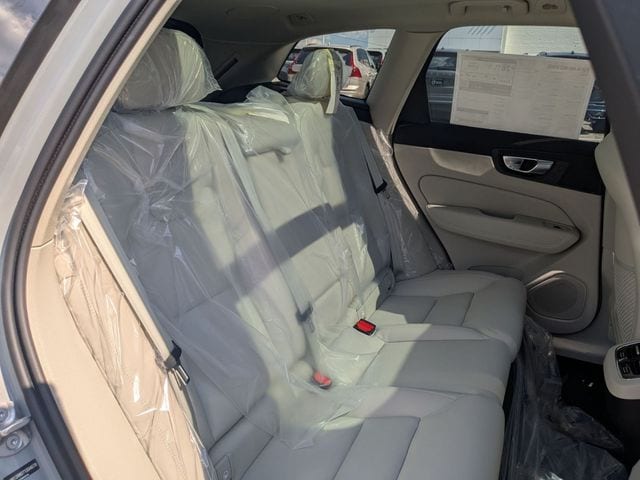 2026 Volvo XC60 Ultra - Photo 16