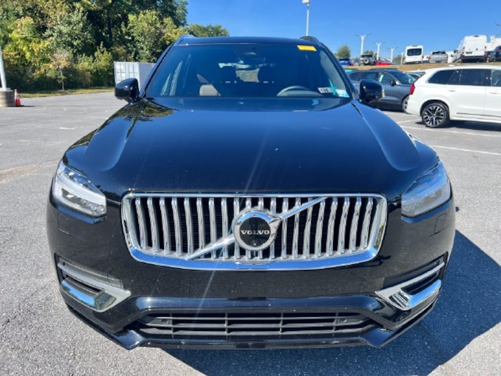 Certified 2024 Volvo XC90 plug-in hybrid T8 Plus Bright 7-Seater SUV