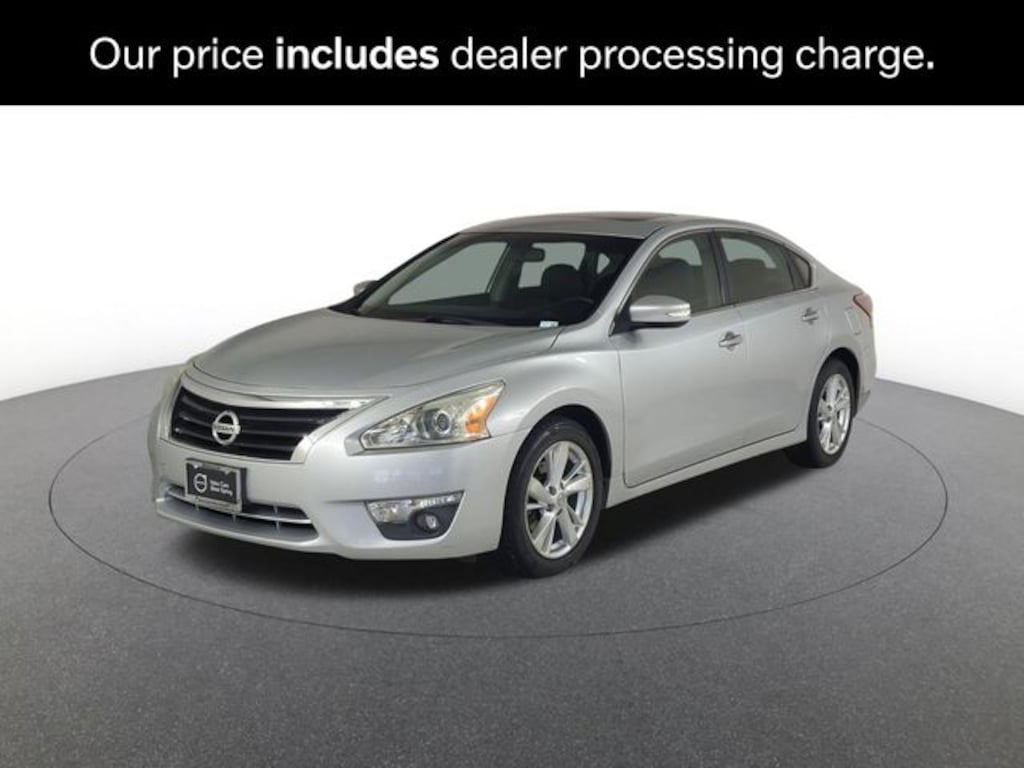 Used 2013 Nissan Altima 2.5 Sedan