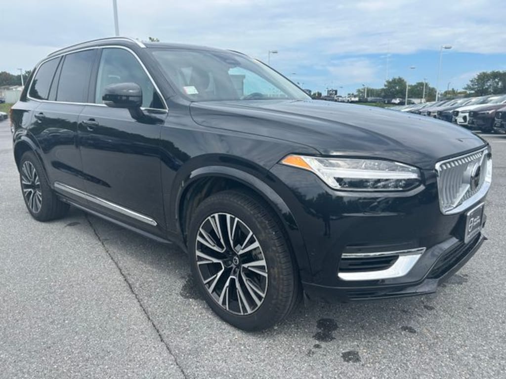 Certified 2025 Volvo XC90 plug-in hybrid T8 Plus 7-Seater SUV