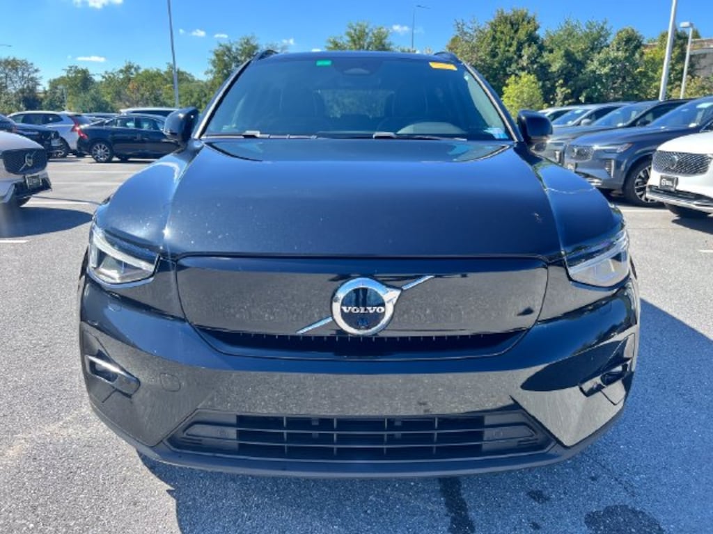 Certified 2023 Volvo XC40 Recharge Pure Electric Plus SUV