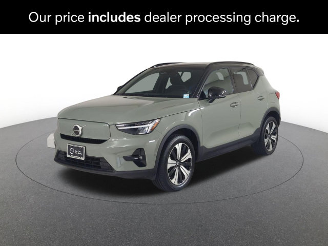 2023 Volvo XC40