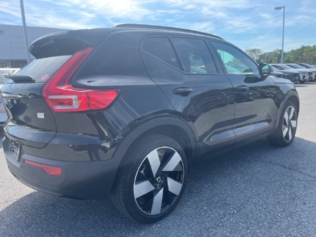 Certified 2023 Volvo XC40 Recharge Pure Electric Ultimate SUV
