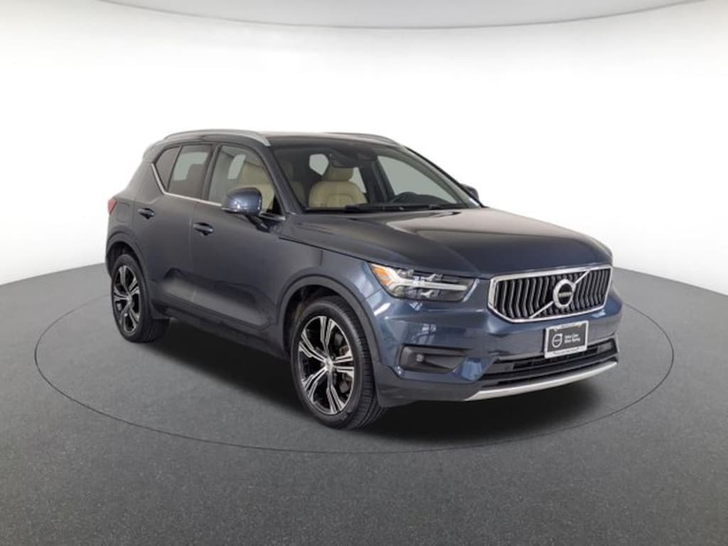 Used 2021 Volvo XC40 T5 Inscription SUV