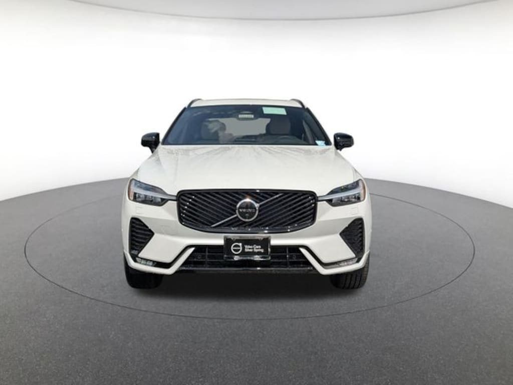 New 2026 Volvo XC60 B5 Plus SUV