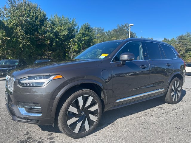 Certified 2025 Volvo XC90 Plug-In Hybrid T8 Plus SUV