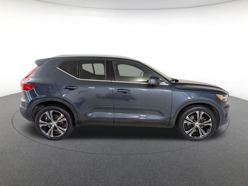 Used 2021 Volvo XC40 T5 Inscription SUV