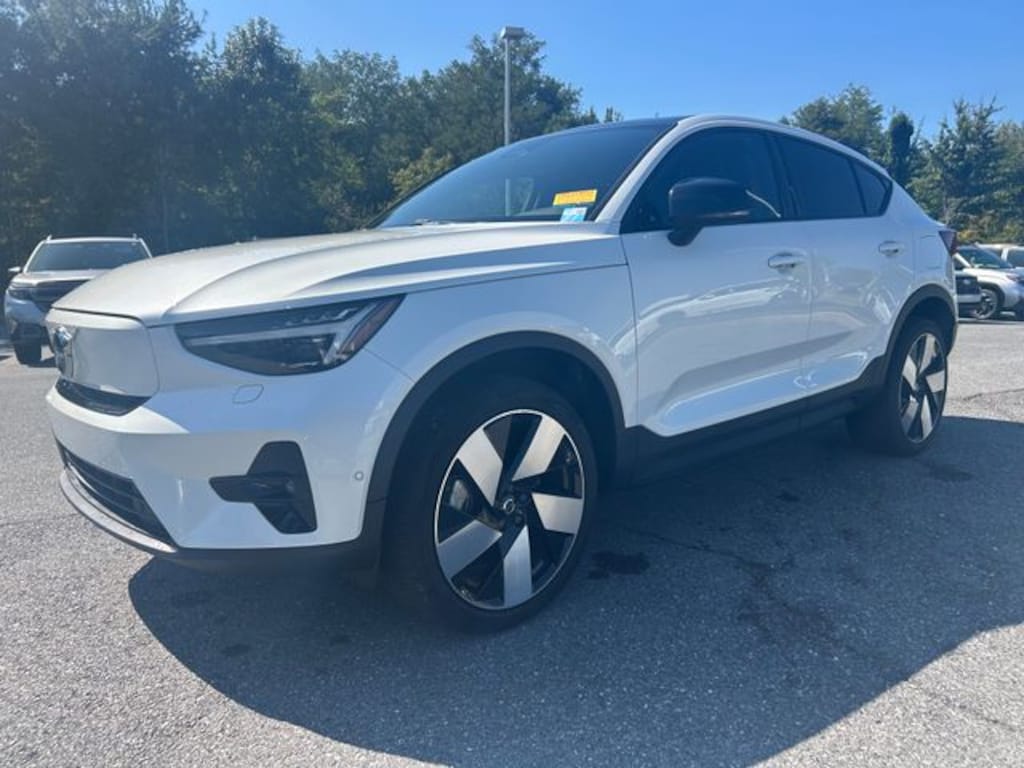 Certified 2023 Volvo C40 Recharge Pure Electric Twin Ultimate SUV
