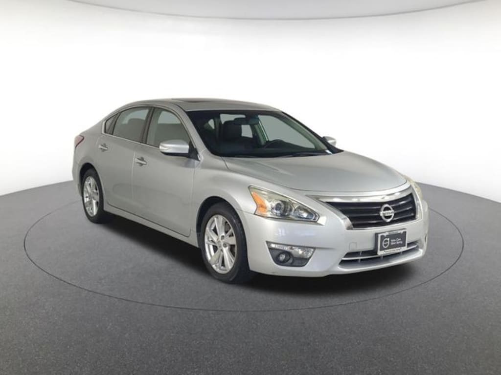 Used 2013 Nissan Altima 2.5 Sedan