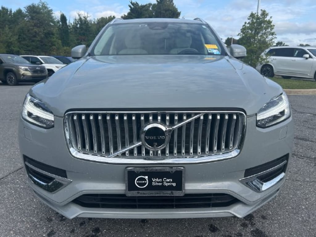 Certified 2025 Volvo XC90 plug-in hybrid T8 Ultra 7-Seater SUV
