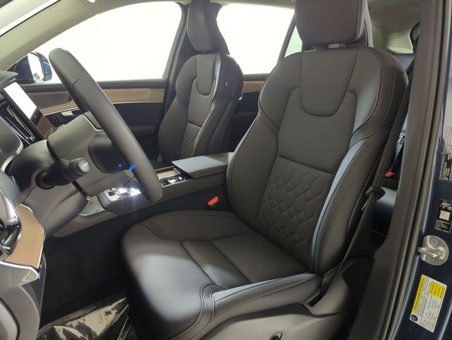 2026 Volvo XC90 Plus - Photo 9