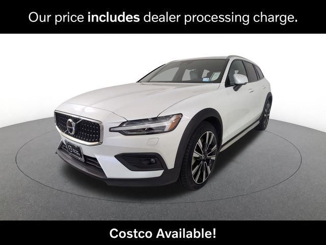 2025 Volvo V60 Cross Country