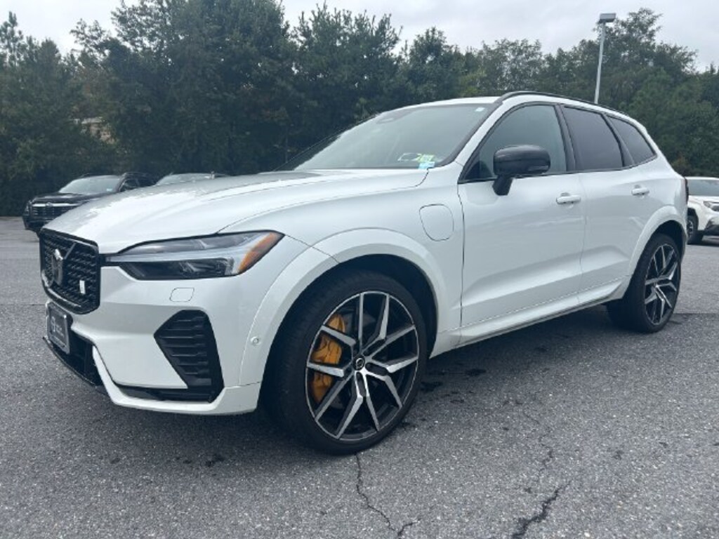 Certified 2024 Volvo XC60 plug-in hybrid T8 Polestar Engineered SUV