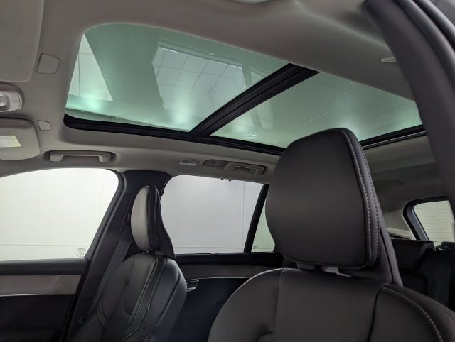 2026 Volvo XC90 Ultra - Photo 17