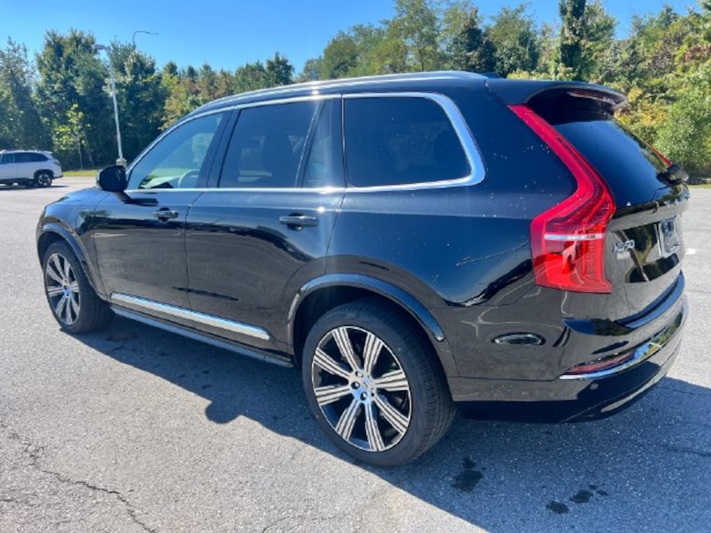 Certified 2024 Volvo XC90 plug-in hybrid T8 Plus Bright 7-Seater SUV