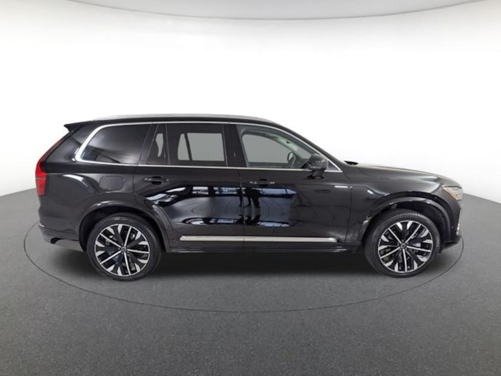 Certified 2026 Volvo XC90 B6 Ultra 7-Seater SUV